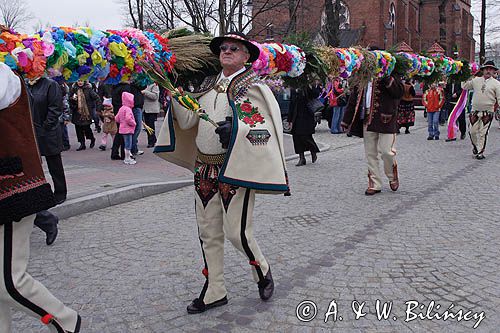 Rabka, palmy wielkanocne, Niedziela Palmowa, kościół pw św Marii Magdaleny