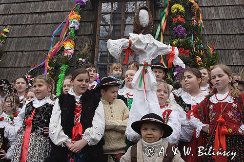 Rabka, palmy wielkanocne, Niedziela Palmowa, kościół pw św Marii Magdaleny