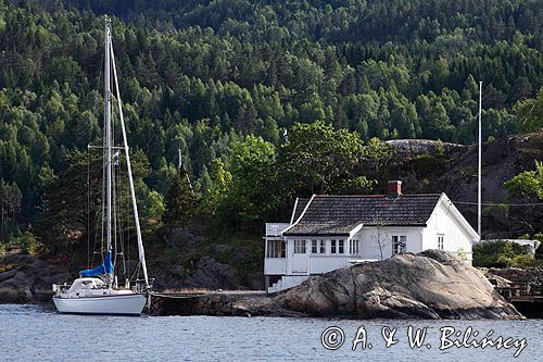 W zatoce Sandspollen, Południowa Norwegia, Oslo Fjorden, Fiord Oslo