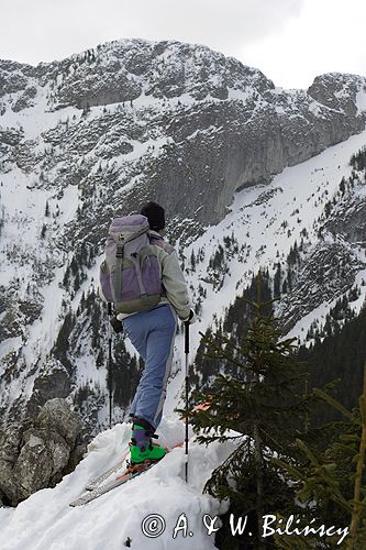 zima, skitouring w Tatrach, Tatrzański Park Narodowy Murań, widok z Murzasichla