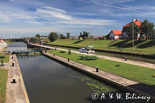 śluza Rogów, rzeka Odra