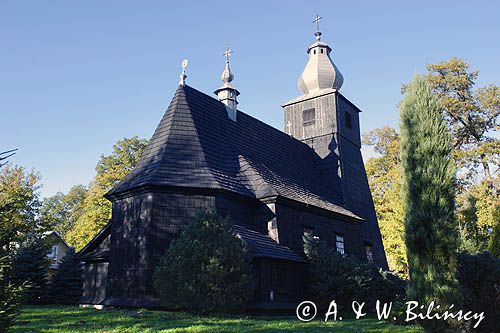 Średnia Wieś, zabytkowy drewniany kościół, Bieszczady