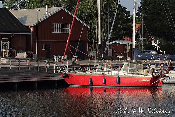 Safran w porcie w Stora Ror, Kalmarsund, Olandia, Szwecja