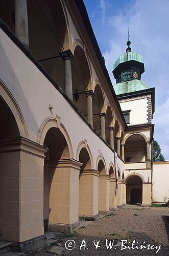 Sucha Beskidzka, zamek &#180Mały Wawel&#180, pałac, Beskid Makowski