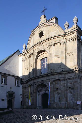 Święty Krzyż, Łysa Góra, Łysogóry, Góry Świętokrzyskie, Świętokrzyski Park Narodowy, kielecczyzna, Sanktuarum Relikwi Krzyża Świętego