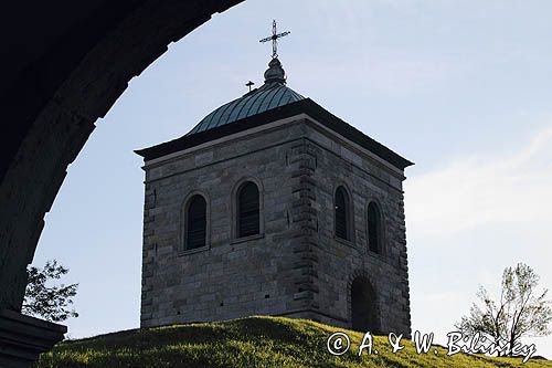 Święty Krzyż, Łysa Góra, Łysogóry, Góry Świętokrzyskie, Świętokrzyski Park Narodowy, kielecczyzna, Sanktuarum Relikwi Krzyża Świętego