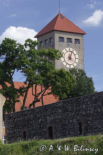 Szczytno, ruiny zamku i ratusz, Mazury