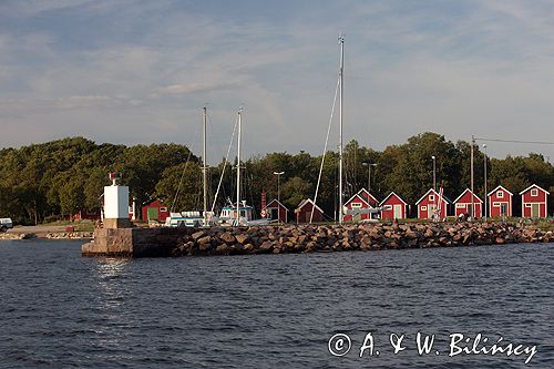 porcik i wioska Torhamn, falochron i główki, Blekinge, Szwecja