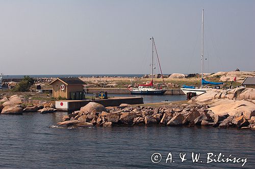 wyspa Utklippan, port jachtowy, szkiery koło Karlskrony, Blekinge, Szwecja