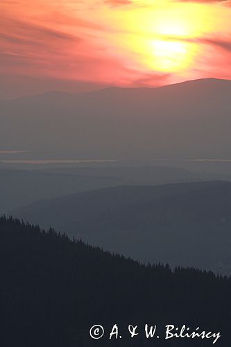 Tatry zachód słońca z Przełęczy między Kopami