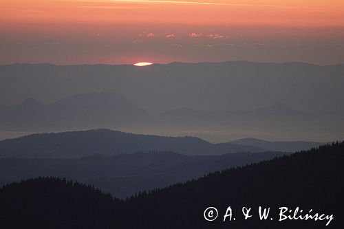 Tatry wschód słońca z Królowej Rówień