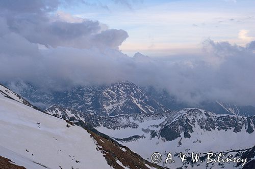 Tatry widok na południe ze Skrajnej Turni