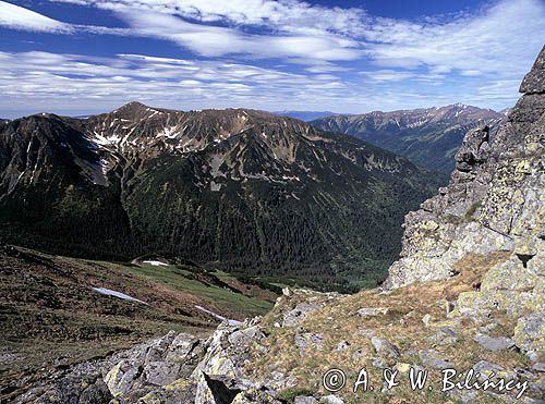 Tatry widok z Beskidu na Dolinę Cichą