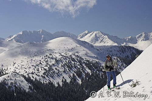 zima, skitouring na Jamborowwym Wierchu, Tatrzański Park Narodowy Murań, widok z Murzasichla