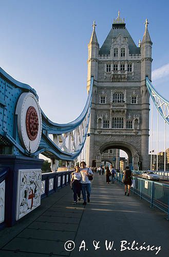 Londyn, most Tower Bridge, rzeka Tamiza, Wielka Brytania