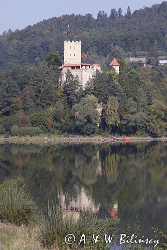 zamek Tropsztyn nad jeziorem Czchowskim