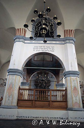 Tykocin Synagoga muzeum, wnętrze