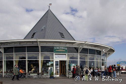 restauracja Nauticus na molo w Heringsdorf na wyspie Uznam, Niemcy