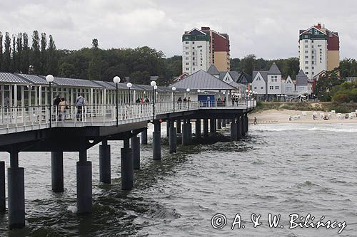 molo i plaża w Heringsdorf na wyspie Uznam, Niemcy