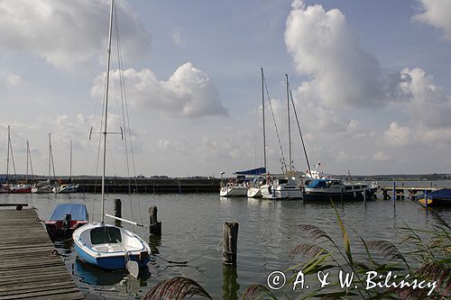 Peenemünde na wyspie Uznam, port jachtowy, cieśnina Peene - Piana między wyspą Uznam a kontynentalną częścią Niemiec