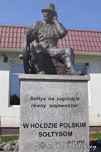 Wąchock, pomnik Sołtysa