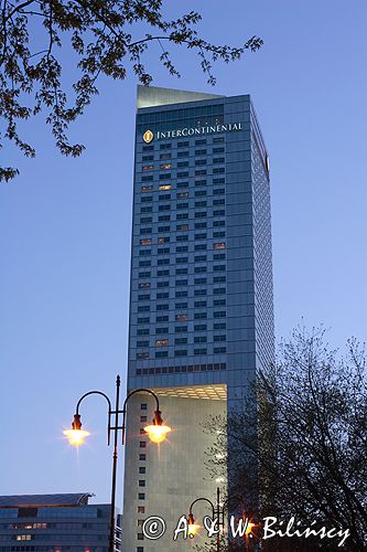 Warszawa wieżowiec przy ul. Emilii Plater hotel Inter-Continental