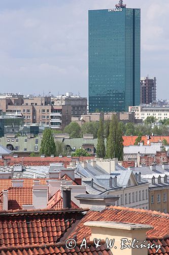 Warszawa wieżowiec Intraco, panorama Warszawy z wieży koscioła św. Anny