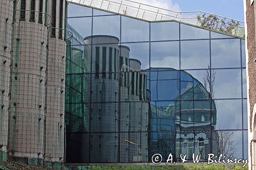 Warszawa nowy budynek BUW - Biblioteki Uniwersyteckiej