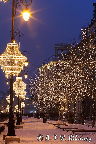 świąteczna iluminacja Warszawy, Trakt Królewski, Krakowskie Przedmieście, Hotel Bristol