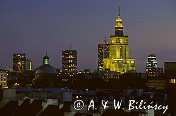 Warszawa nocą