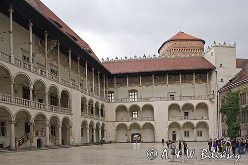 Cracow Wawel Zamek Królewski i wieża senatorska