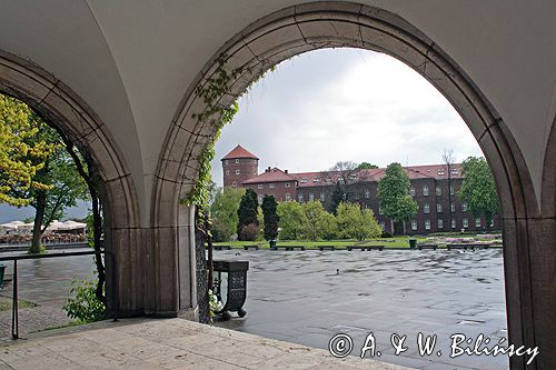 Cracow Wawel Budynek dawnego szpitala austr.