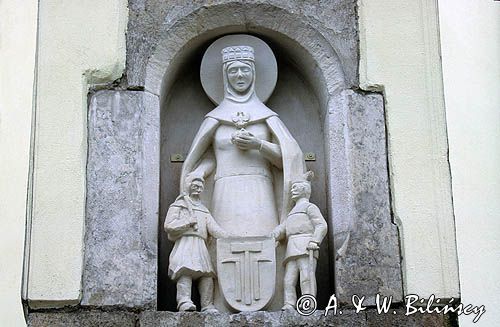 Wieliczka zamek żupny, figura św. Kingi przy bramie zamku