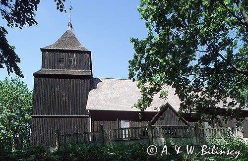 Wieliczki, zabytkowy modrzewiowy kościół, wieś w Polsce położona w województwie warmińsko-mazurskim, pojezierze ełckie, Mazury