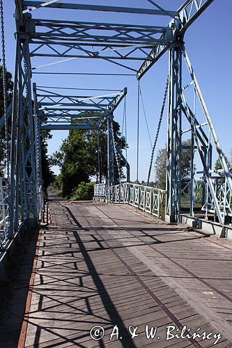 Dwuprzesłowy most na rzece Tina, Tina, wieś Jezioro