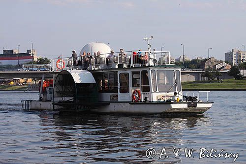 tramwaj wodny, rzeka Wisła, szlak wodny Wisły, Kraków, pod Wawelem, Małopolska