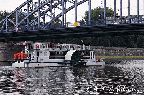 tramwaj wodny, rzeka Wisła, szlak wodny Wisły, Bulwar Podolski, Kraków, Małopolska