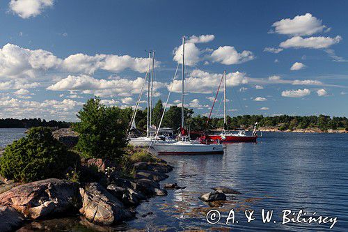 W szkierach w archipelagu koło wyspy Trasso, Szwecja