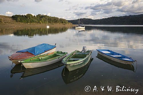 Zalew Czorsztyński, przystań Yacht Klub Polski Mizerna, Pieniny