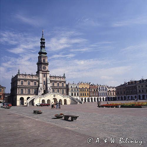 Zamość, rynek i ratusz