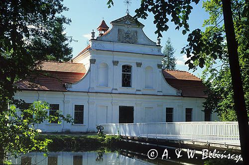 Zwierzyniec, kaplica na wodzie, kościół św. Jana Nepomucena,