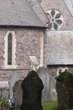 kościół St Anne's Church i cmentarz w St. Anne na wyspie Alderney, Channel Islands, Anglia, Wyspy Normandzkie, Kanał La Manche