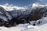 pejzaż Alp, ośrodek narciarski La Thuile, Włochy