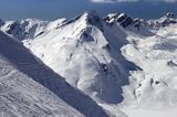 pejzaż Alp, ośrodek narciarski La Thuile, Włochy