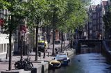 uliczka- kanał w centrum, Amsterdam, Holandia