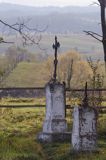 krzyż na nagrobku na cmentarzu w Bystrem, Bieszczady