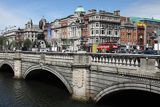 O'Connell Bridge, nabrzeża nad rzeką Liffey, Dublin, Irlandia