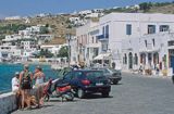 Turyści na Mykonos, Cyklady, Grecja