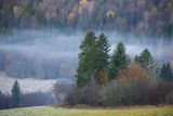 W porannej mgle, jesień, Góry Słonne