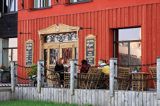 restauracja w drewnianym zabytkowym domu, Liepaja, Łotwa restaurant in a wooden house, Liepaja, Latvia